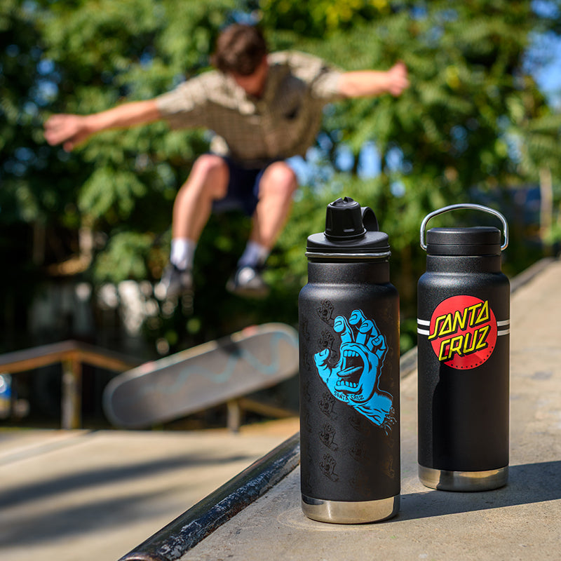 32oz-tkwide-with-chug-cap-santa-cruz-screaming-hand-w0 32oz_20oz_water_bottles_santacruz_skater_ramp_square.jpg