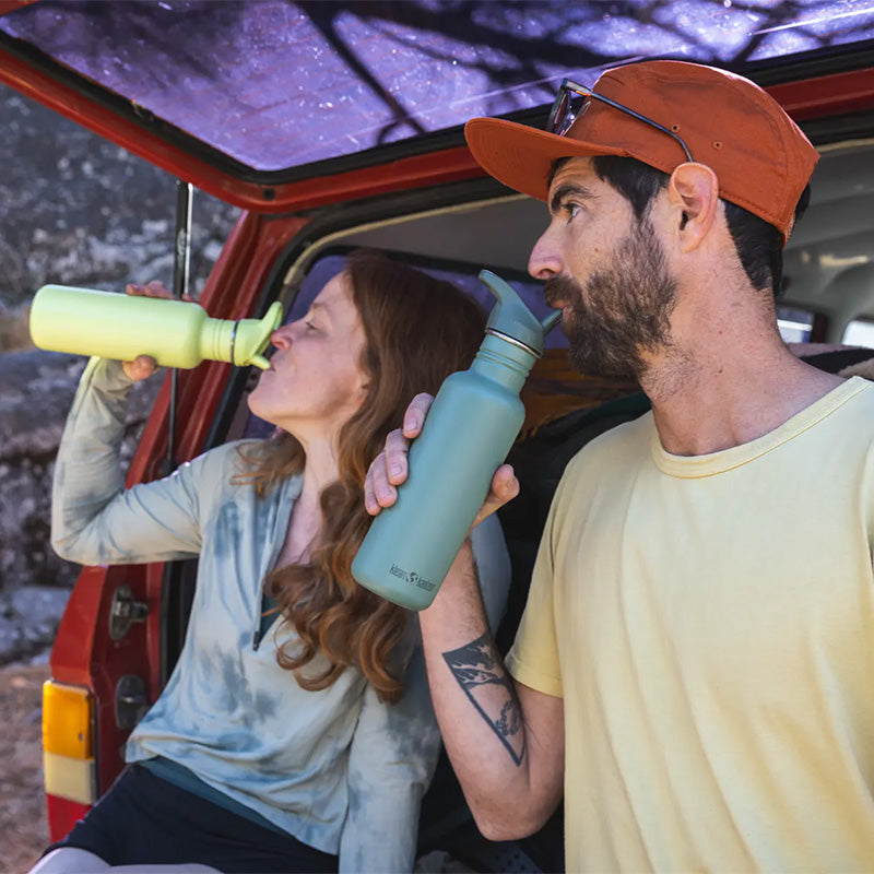 classic-flip-seal-sport-cap-g0 classic_27oz_flip_seal_couple_tailgate_tip-sip_square.jpg