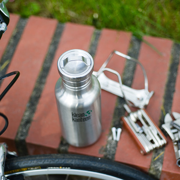 classic-steel-loop-cap-x4 stainless_bottle_cap_bike_parts_lifestyle.jpg