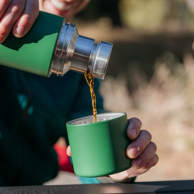 tkpro-maintenance-kit-u7 tkpro_32oz_thermos_green_pourthrough_lifestyle.jpg